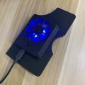 DOBE TNS-1136 Konsolin tuuletinjäähdytyspohja sinisellä valolla Nintendo Switch OLED -konsolille - musta