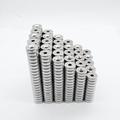 50 kpl. Rengasmagneetit 12 x 4mm