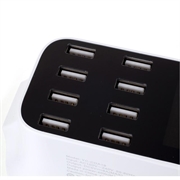 8-Porttinen USB-Pöytälaturi LED-näytöllä - Valkoinen