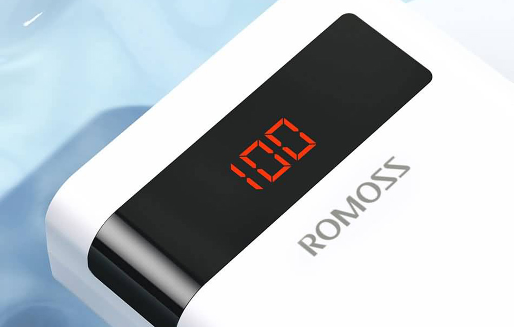 Romoss Sense 8P+ Power Bank 30000mAh LED-näytöllä - 2xUSB-A, USB-C - Valkoinen